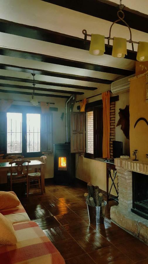 Casa Rural La Ossa オッサ・デ・モンティエル エクステリア 写真
